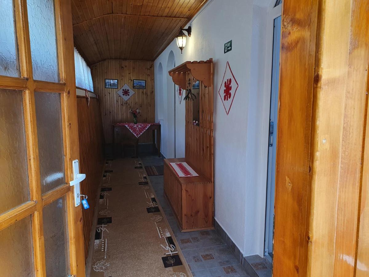 Rozsa Panzio Bed and Breakfast Rimetea Εξωτερικό φωτογραφία