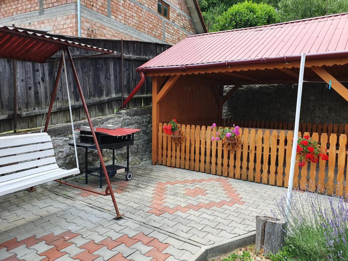 Rozsa Panzio Bed and Breakfast Rimetea Εξωτερικό φωτογραφία